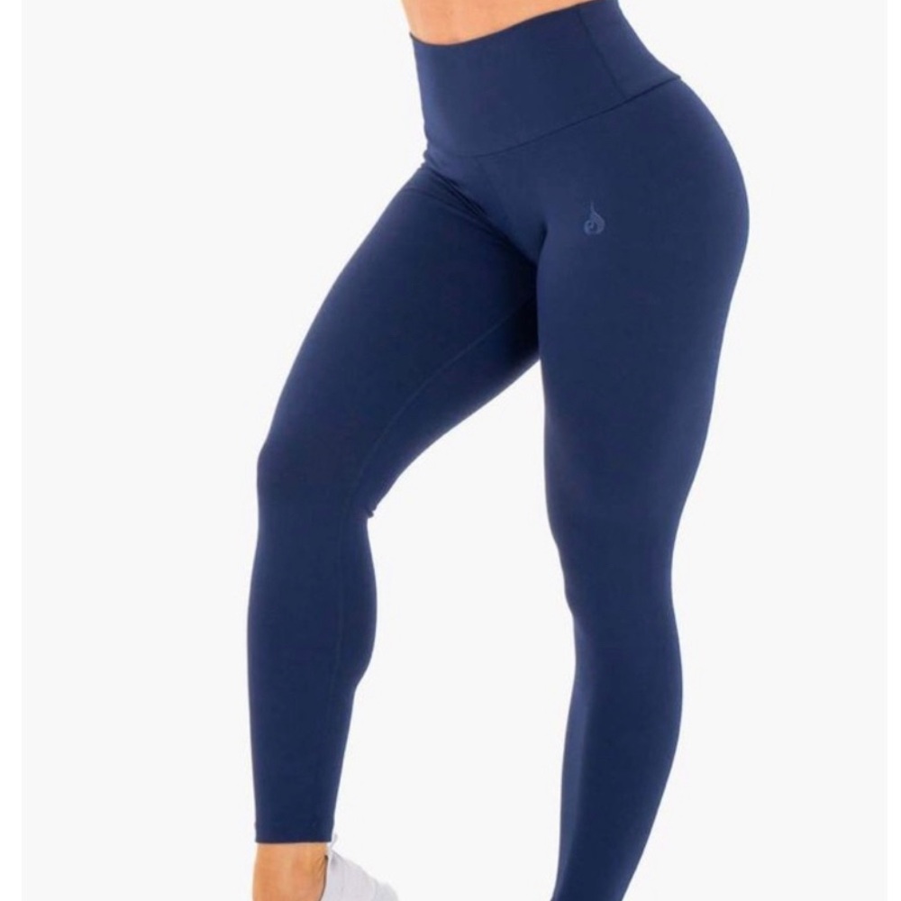 Medium navy Ryderwear Motion Leggings